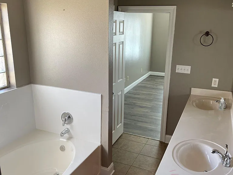 21066 Brighton Cove Dr — Photo 7