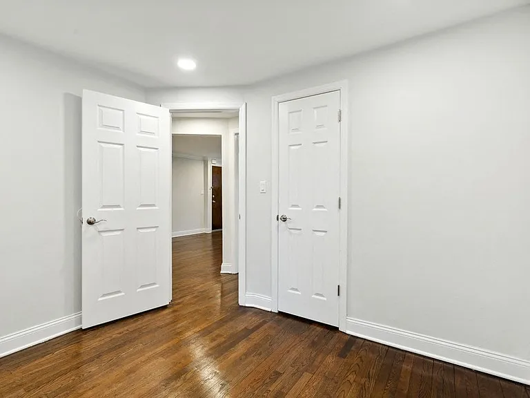 Belleview Gardens Apartments — Photo 11