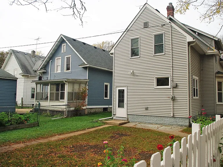 514 View St — Photo 14
