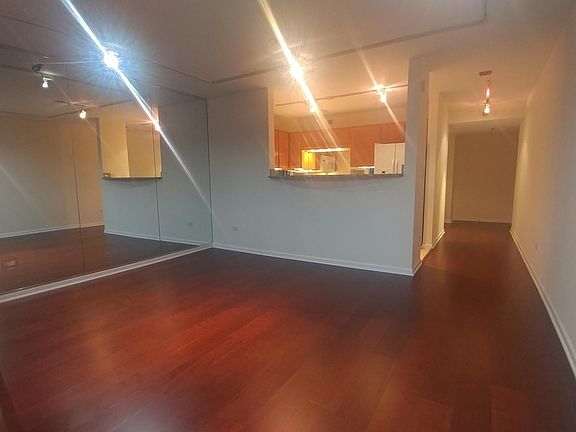 5th image of 345 N La Salle Dr APT 2809