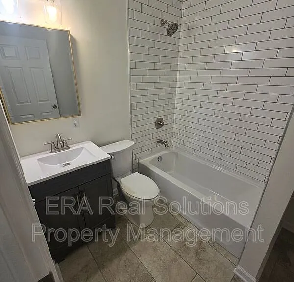 1536 E Weber Rd — Photo 12