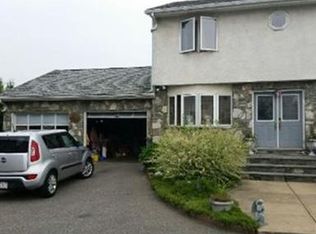 41 Gleason St, Fall River, MA 02723