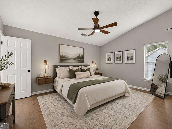 4th image of 9899 Vista Cir