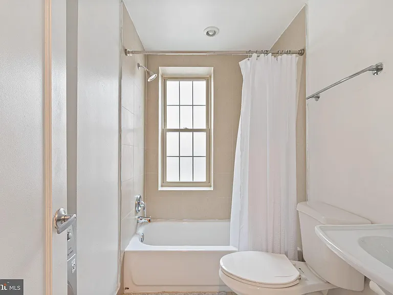 1314 Massachusetts Ave NW #608 — Photo 19