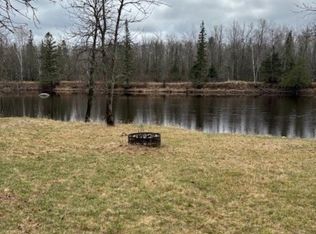 5710 River Ln, Duluth, MN 55803