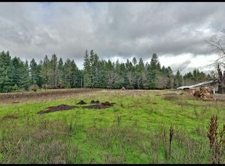 4464 Dick George Rd, Cave Junction, OR 97523