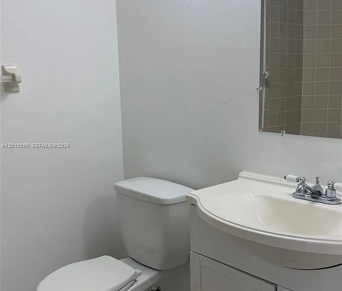 216 Lake Pointe Dr #223 — Photo 12