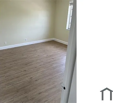 615 NE 8th St #17 — Photo 6