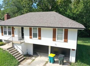 6116 N Broadway St, Kansas City, MO 64118