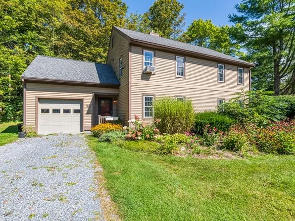30 Slate Circle, Manchester, VT 05255