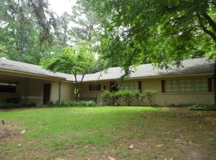 211 Oakland St, Kosciusko, MS 39090