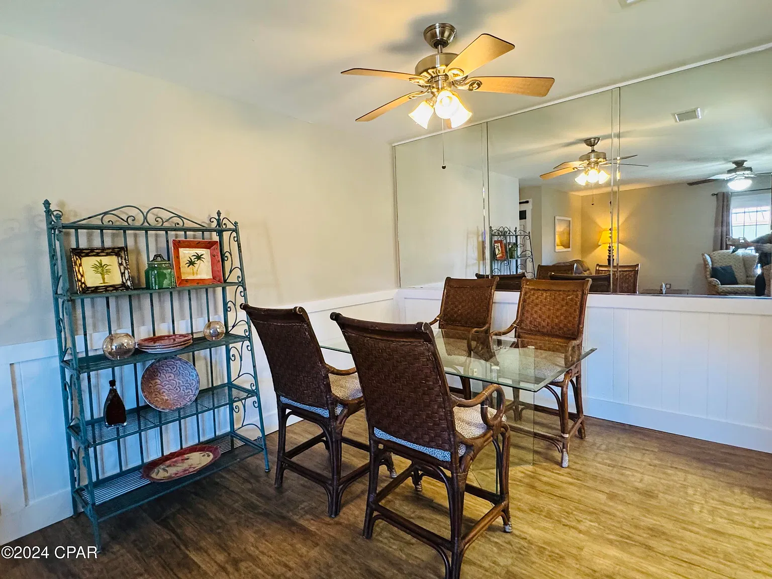 2 bed, 970 sqft, $1,700 — Photo 4
