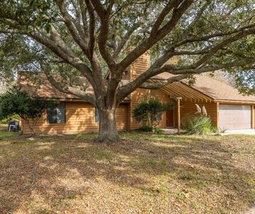 849 Boulevard De Lorleans, Mary Esther, FL, 32569