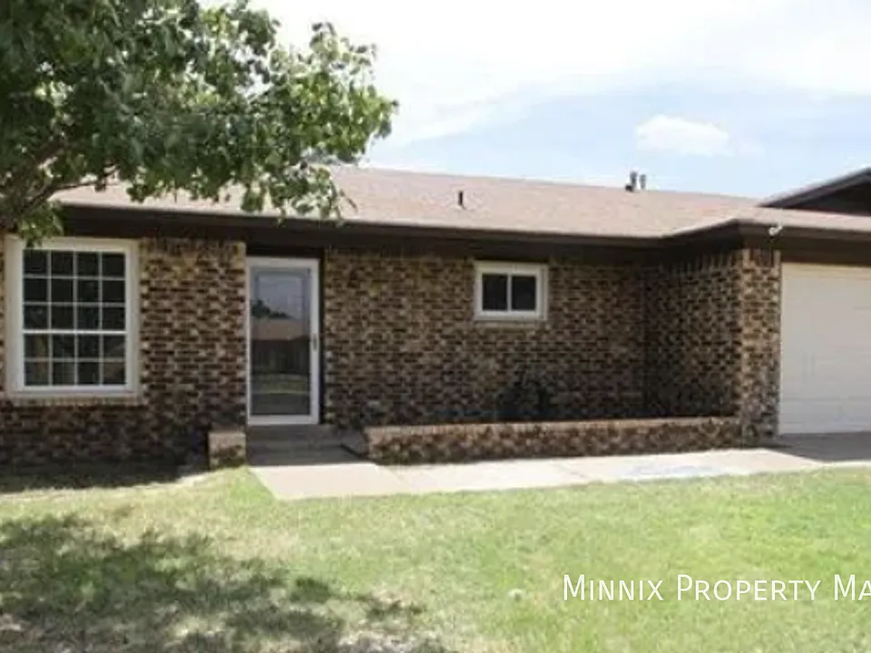 5523 2nd St