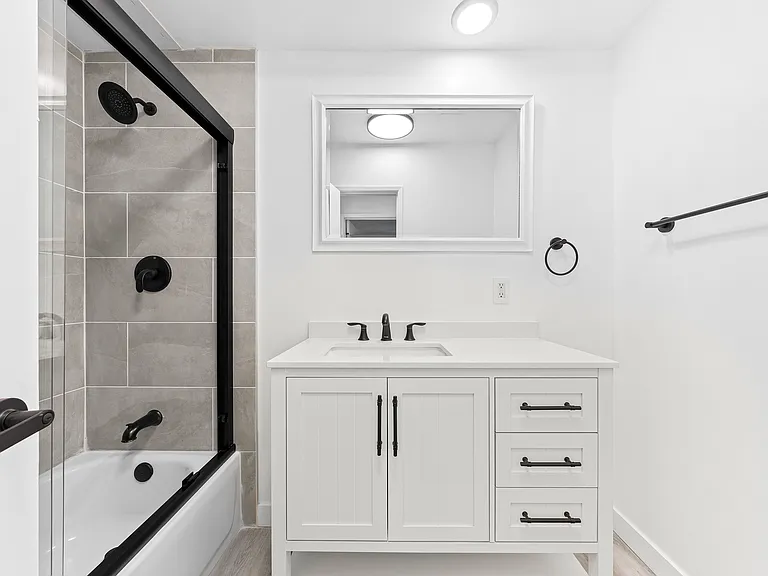 1102 Euclid St #1 — Photo 23