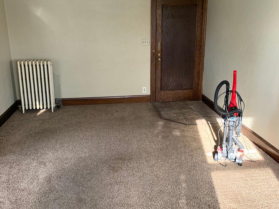 2nd image of 4214 Fremont Ave N APT 4