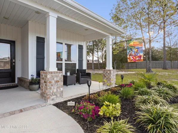 7336 Shearwater Way, Ocean Springs, MS 39564