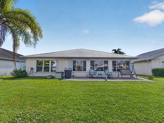 3rd image of 6701 ALEMENDRA Street