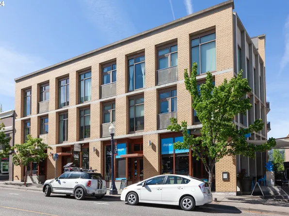 310 Oak St APT 204, Hood River, OR 97031