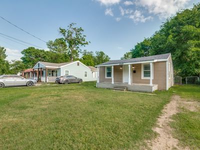 8544 Eden Valley Ln, Dallas, TX, 75217