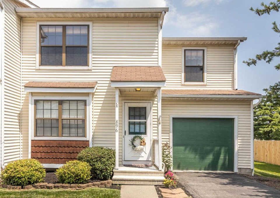 1st image of 896 Noddymill Ln E