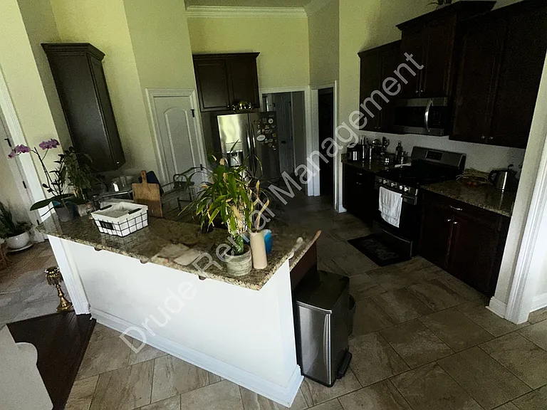 20340 Thornwood Dr — Photo 7
