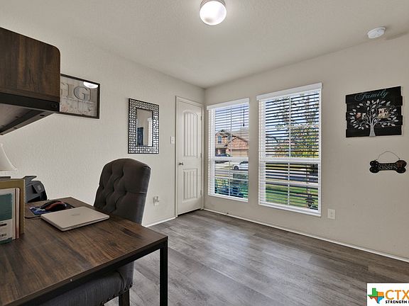 5th image of 1577 Gateshead Dr