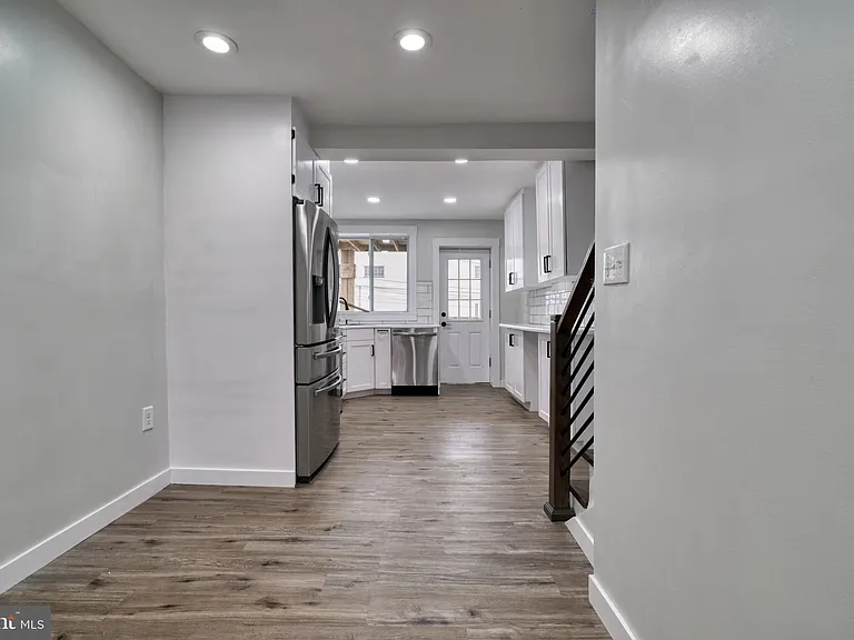 1125 Washington Blvd — Photo 44