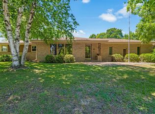 10545 N Council Hills Dr, Mequon, WI 53097