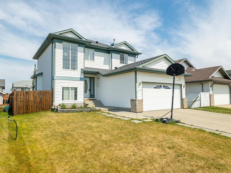 1st image of 6734 162a Ave NW
