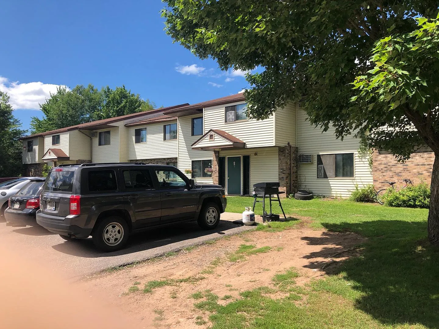 2 bed, 750 sqft, $750 — Photo 2