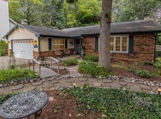 4259 Park Pl, Crown Point, IN 46307