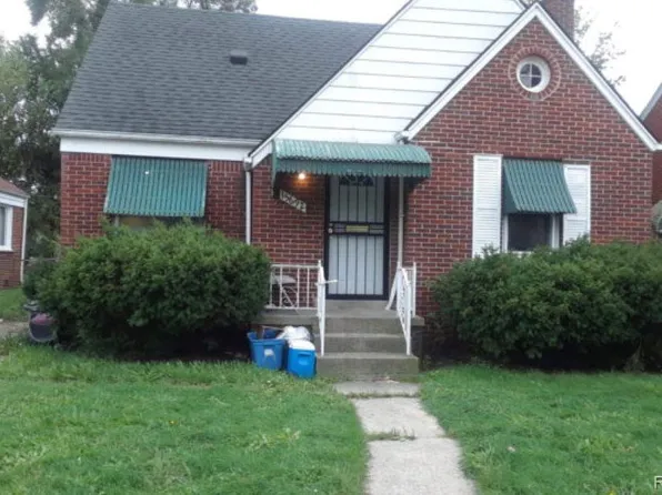 15692 Manning St, Detroit, MI 48205