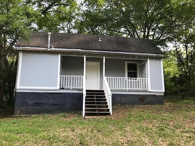 1st image of 230 E Tinsley St