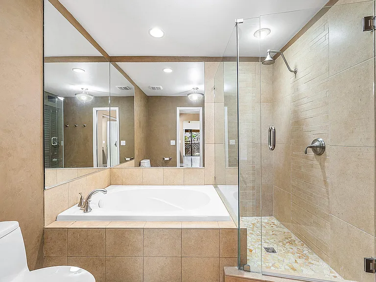 5664 Santiago Cir — Photo 33