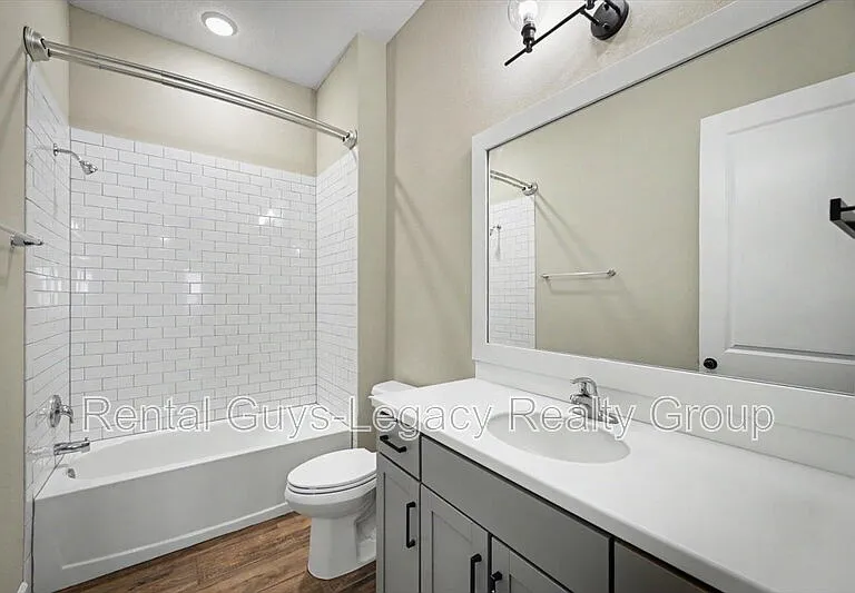 813 Crosswater Lake Dr — Photo 25