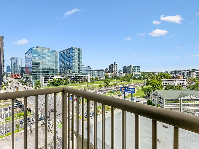 1510 Demonbreun St #702 — Photo 15