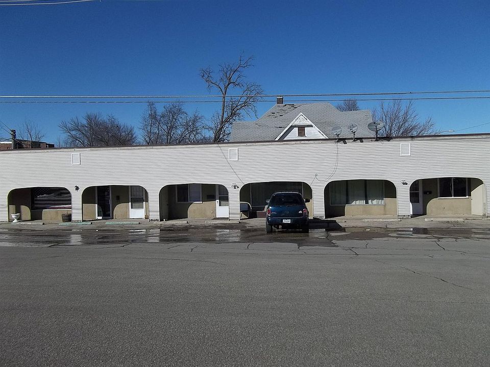 2nd image of 108 N 3rd Ave