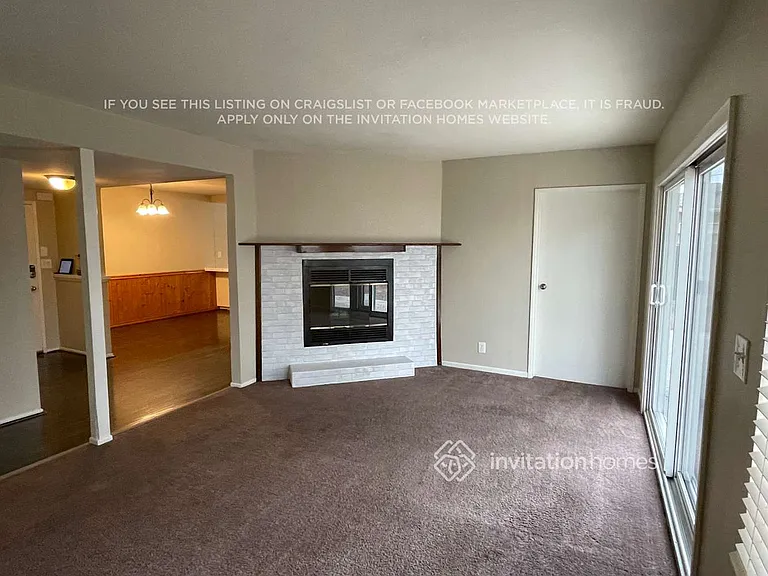 2105 Lysander Ave — Photo 3