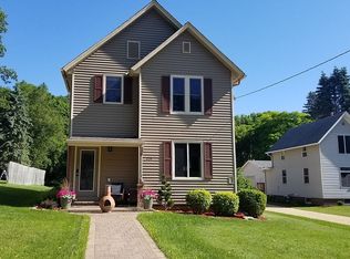 274 E Main St, Ellsworth, WI 54011