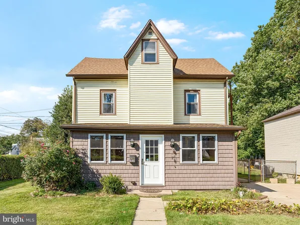 637 Andrews Ave, Collingdale, PA 19023