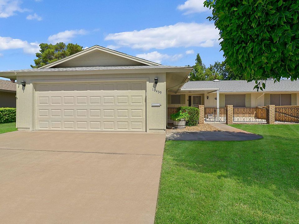 1st image of 10439 W Saratoga Cir
