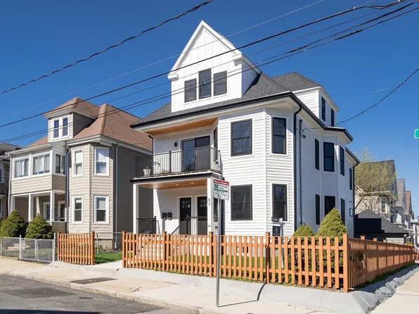 63 Etna St Floor 1, Brighton, MA 02135