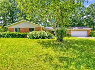 1621 Fish Lake Rd, Lapeer, MI 48446