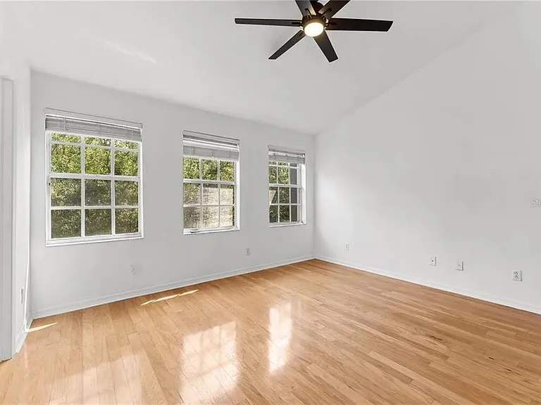 1437 Harbour Walk Rd — Photo 21