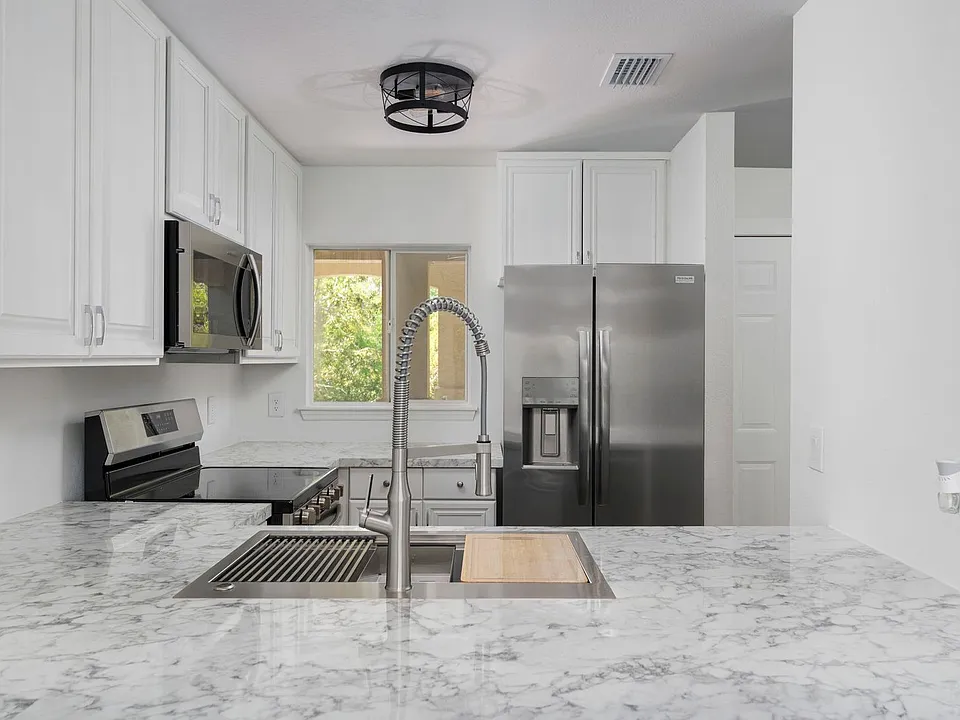 19 Arbor Club Dr #319