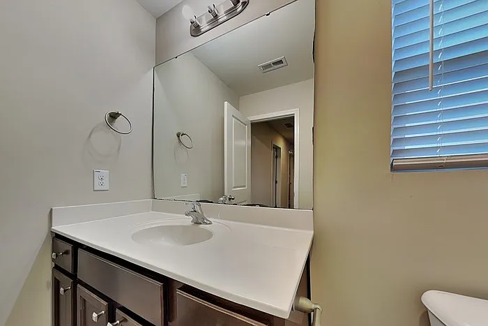 3828 Sapphire Ridge Ct — Photo 20