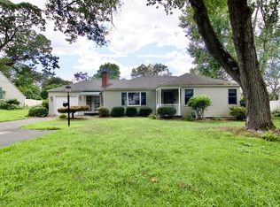 138 W Allen Ridge Rd, Springfield, MA 01118