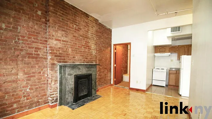 Sold by Link NY Realty | media 4
