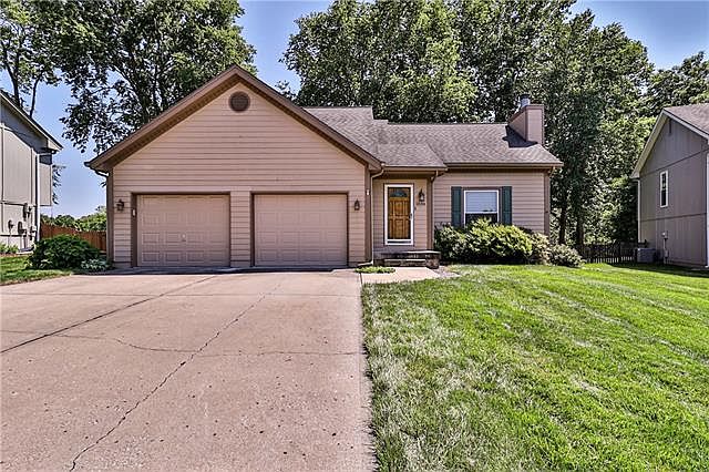 1st image of 1036 SW Twin Creek Dr